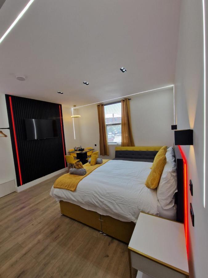 Balco Plaza Studio Nottingham Bagian luar foto