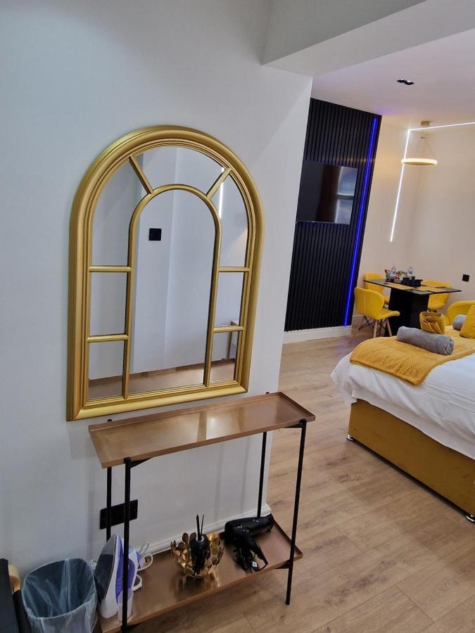 Balco Plaza Studio Nottingham Bagian luar foto