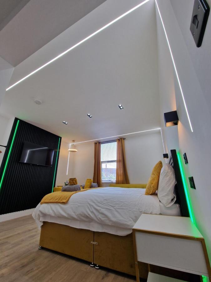 Balco Plaza Studio Nottingham Bagian luar foto